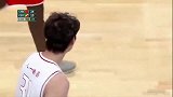 大王运球老王不干了！王治郅场下怒吼王哲林五遍：别运了！