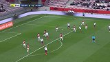 第5分钟卡昂球员哈乌伊射门