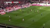 第53分钟斯图加特球员楚伯射门