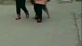 狗子：放开我，我自己会走！