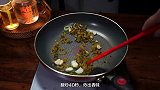 家常炒羊肉搭配什么菜