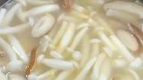 虾仁菌菇汤，大人小孩都爱喝