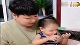 暖宝黑眼圈太假了，虎谁呢，以为我是两岁小孩呢