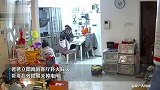 大火！安徽一市民家中客厅起火，2岁女童及时发现提醒家人