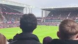 维拉球迷向瓜迪奥拉唱道：“你早上就被解雇”