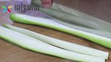 丝瓜和鸡蛋新做法，汤鲜味美清淡不油腻，做法简单比吃肉都香！