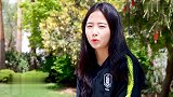 韩国女足备战日本 李玟娥接受专访笑容迷人
