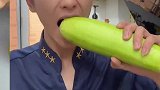 角瓜别在生吃了，像我这样做下饭