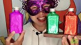 小姐姐吃“小酒瓶巧克力”，多彩带盖好逼真，香醇柔滑甜蜜蜜