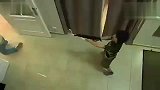 星奇8-20110627-外国小孩枪战