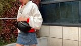 夹克配牛仔裙，活力四射，感觉小姐姐青春无敌