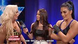 WWE-18年-SD第1005期赛后采访 曼迪 索尼娅首秀一周年纪念日产生间隙-花絮