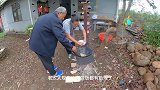 拒绝高房价，一家三口买房车蜗居大山里，日常生活曝光
