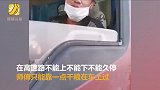 湖北司机被困高速七天 网友心疼为其捐款万元