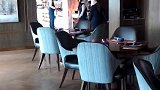 再高档的酒店会所也比不上一份清汤年糕。人生喜欢和适合才是最重要。澳门 美好的住宿