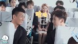 阿令这一车人，每个人都好好玩的样子，现代装吼吼看