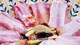 把糯米放进排骨里再拌一拌！出锅就是一道好看又好吃的美食，经典