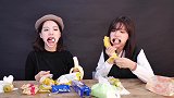 美女双胞胎爱玩这种工具? 还敢正面diss范冰冰?