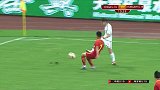匈牙利边路碾压送威胁传中 彭鹏及时出击将球没收