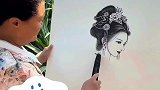 高手在民间！大娘用烧火棍画的古装美女栩栩如生