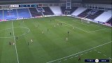 首尔右路进攻简单高效 韩昇奎弧顶跟进抽射偏出门框