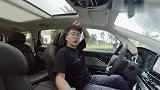 嘉际PHEV乘坐空间又大又舒服三排座椅均独立且有头枕