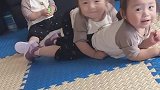 三胞胎兄妹，大姐的这一泰山压顶，直接把老三困住了