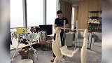 黄晓明给儿子做滑梯无意间暴露了自己的豪宅