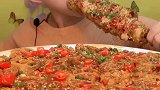 吃藕，嘿嘿，我的最爱啊！