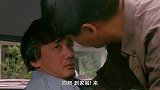 周润发把石天救了出来，给他做了丰盛的晚餐，他却只想着女儿