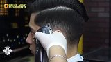 小辫子男生渐变发型修剪技术