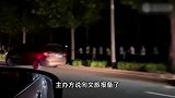凌晨数十人蒙眼列队湖边走，拍摄者直呼太吓人，警方：公司活动