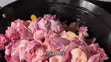 鸭肉别总是用来做啤酒鸭了，像我这样做，比饭店做的还要好吃