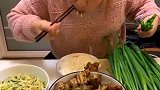 这辣椒酱简直是太好吃了，一定不要错过