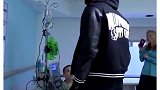 朕给你办了！勒布朗去医院看望小球迷 答应他了一个非分的要求