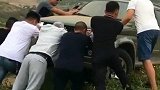 动力不够，人力救援