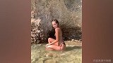 宛若凝脂出水芙蓉！瓦尔加全新唯美视频