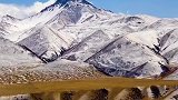 高原的春天，白雪皑皑