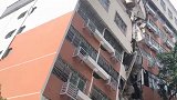 深圳罗湖区一楼层突然倾斜倒塌 致周围2栋楼受损