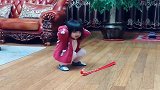 趁老公不在家，终于逮到机会，收拾他的“小情人”了