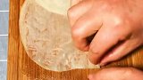 饺子皮这样做，简单方便保证你一次就爱上