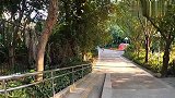 深圳人民公园真不简单,名字是佛学泰斗赵朴初题写,太牛了