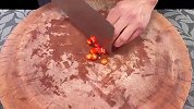 黄瓜和它一起炒简直是绝配，做法特别简单清脆营养有滋味