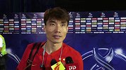 卡帅神情严肃表不满 恒大4月开启困难模式
