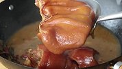 一道菜就能撑起一个饭店，想要好吃卤水制作是关键，拌料更加重要