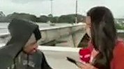 巴西一女记者在直播中被流浪汉持刀抢劫