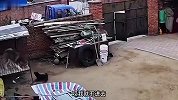 问君能有几多愁，恰似大门卡俩头