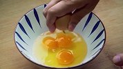番茄炒蛋以后就这样做，拌米饭吃太无敌了，口感酸甜咸香，巨解馋