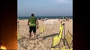 中超-17赛季-沙滩不只是看美女的地方 你也可以脚踩细沙训练-专题