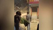 江西景德镇一自建房发生倒塌，残砖碎瓦堆满地，5人被困现已全被救出